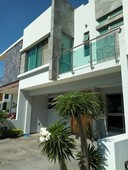 casas en venta - 140m2 - 3 recámaras - la cima - 5,960,000