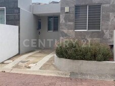 bonita casa en venta remodelada