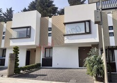 Casa en Renta en Fraccionamiento Vista Bosques, a 15 minutos de Santa Fe