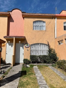 Casa Amueblada En Renta, Paseos Del Valle, Toluca, Ceboruco, Prepa 5, 10 Min Metepec, Zinacantepec, Cacalomacan.