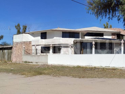 Casa En Venta En Colonia Hidalgo, Durango, Dgo, Mex.