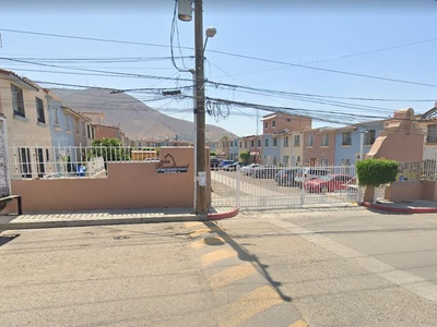 Gran Remate, Casa En Col. Baja Maq. El Águila, Tijuana, B. C.