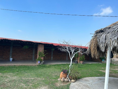 Se Vende Terreno Con Bodega