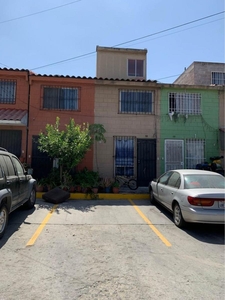 Casa en Venta en porticos del lago Tijuana, Baja California