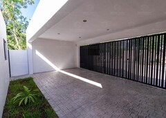 Casas en venta - 312m2 - 3 recámaras - Real Montejo - $4,450,000