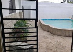 8 cuartos, 836 m casa de amplia, hermosa. en venta la mejor oferta