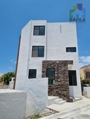 Doomos. (BDCV2215) Residencia en Venta Haciendas del Rull Info. 833 : 138 :7540