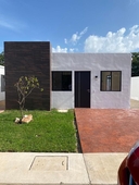 Doomos. Casa de un piso y dos recámaras en Conkal, Yucatán