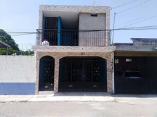 Doomos. Casa en Venta en Col. La Guadalupe, Colima