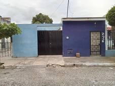 Doomos. Casa en venta en Lomas de Circunvalación, Colima