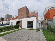 Doomos. CASA EN VENTA MODELO IBIZA EN VILLAS DEL CAMPO A 15 MIN DE METEPEC.