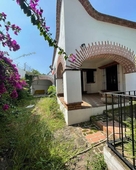 en venta, casa en un nivel estilo colonial cuernavaca ubicada en vista hermosa - 2 recámaras - 2 baños